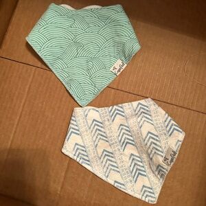 Copper pearl bandana baby bibs